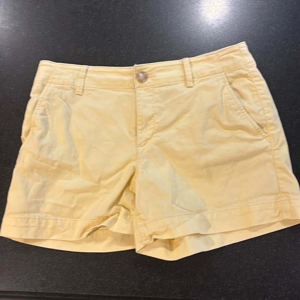 Women's Loft The Washed Twill Short 4", size 4, worn once and like new
